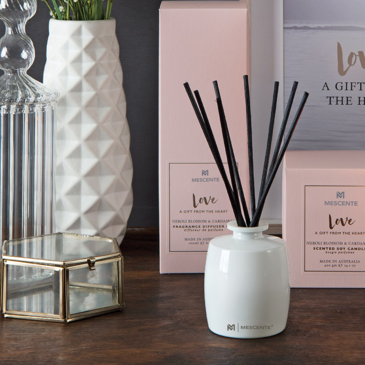 M&Scent Stor glasflaska Hem Essentials Aroma Reed Diffuser Presentset med rottingpinnar