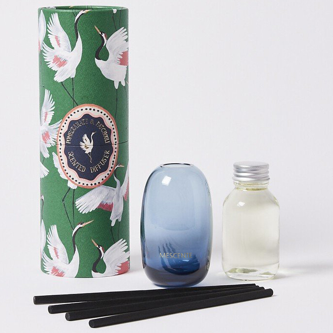Lyx 100ml 200ml 500ml Diamant Runda flaskor Loris Sola Blommor Amber Crystal Eyfel Parfym Reed Diffuser Oil