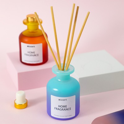 Partihandel Unik glasflaska Doft Blommor Reed Diffuser Oljepåfyllning med förpackningar Presentset