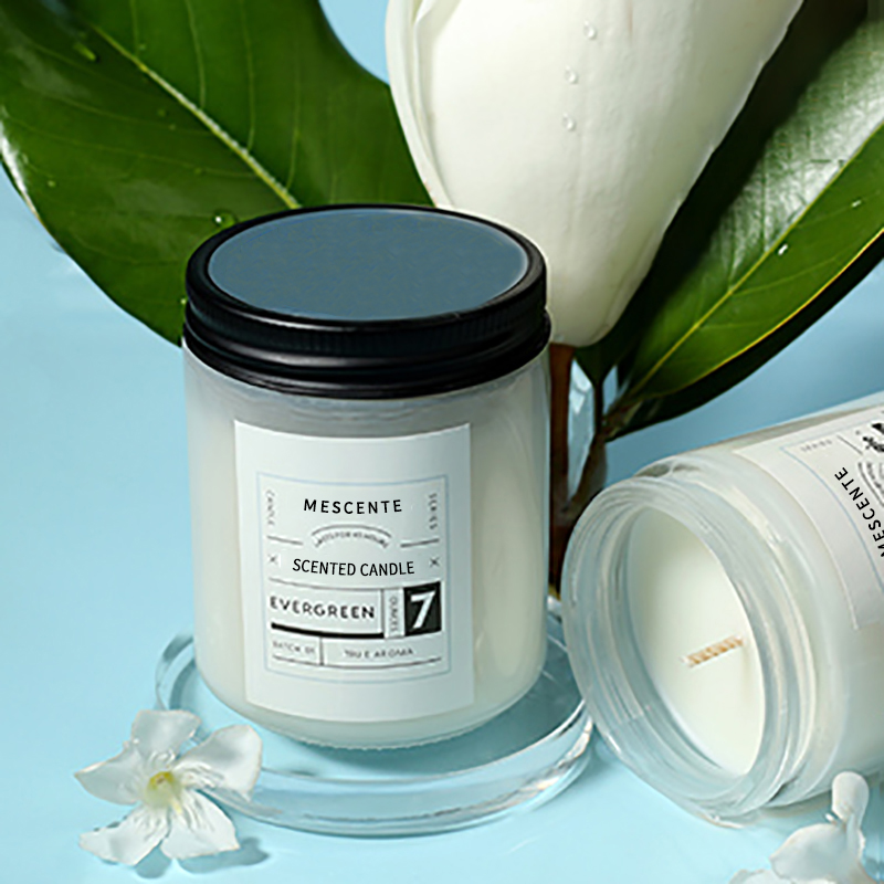 M&Scent custom private label lyxiga doftljus av sojavax med lock