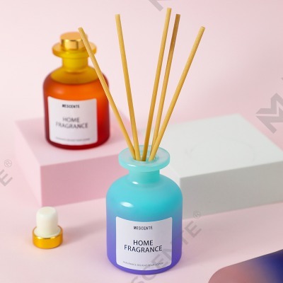 Partihandel Unik glasflaska Doft Blommor Reed Diffuser Oljepåfyllning med förpackningar Presentset