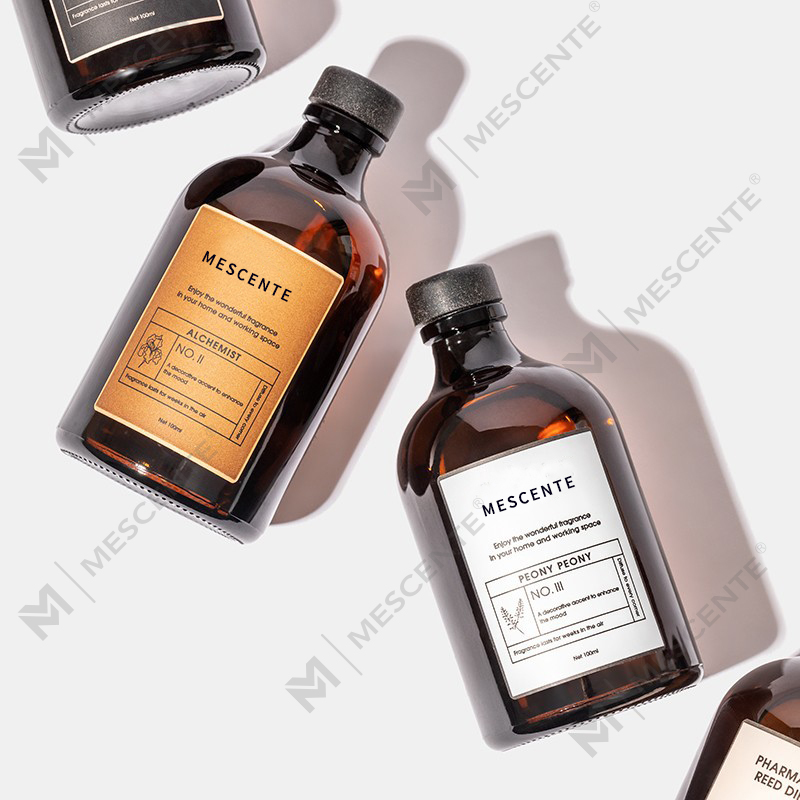 Stor svart och guld 100 ml iriserande lyxglas Färgglada pinnar Fiber Reed Diffuser Luftfräschare Lösningsmedel
