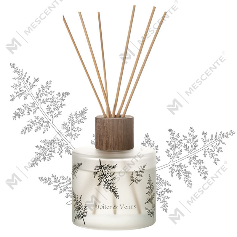 M&Scent Grossist Lyx Skräddarsydd Dekorativt Bärnstensglas Ingen Eld Unik Transparent Blommig Aroma Reed Diffuser