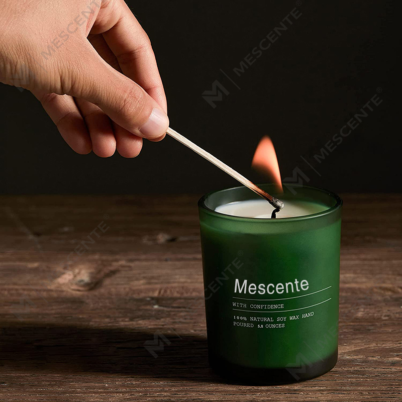 M&Scent anpassad bröllopsdekorationsburk Jasmine & Ylang Ylang doftljus med etiketter i bulk