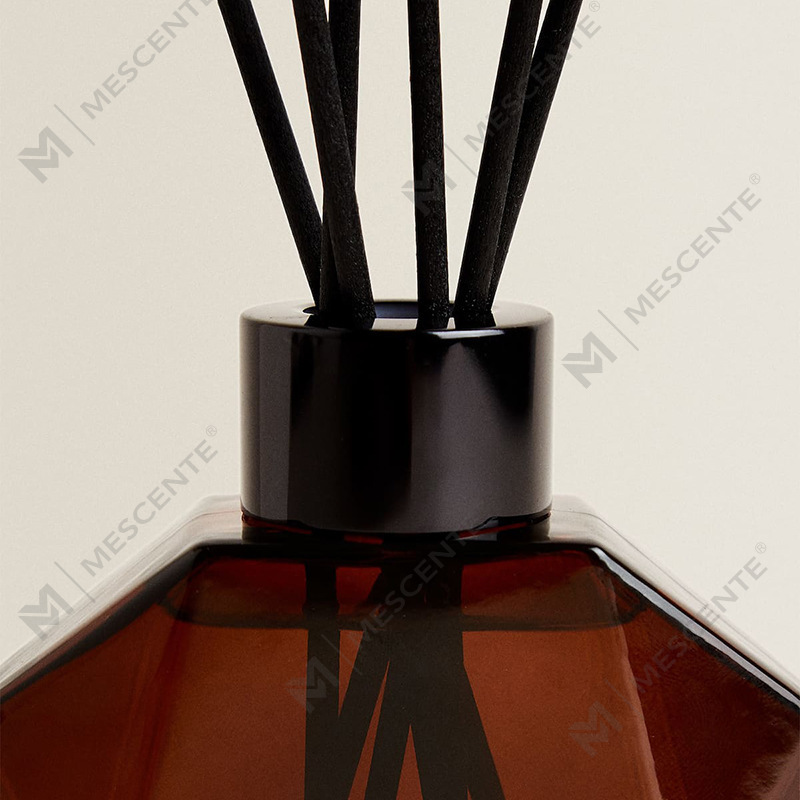 M&Scent Wholesale Lyxig anpassad miniflaska Aromaterapi Reed Diffuser Oil med presentförpackning