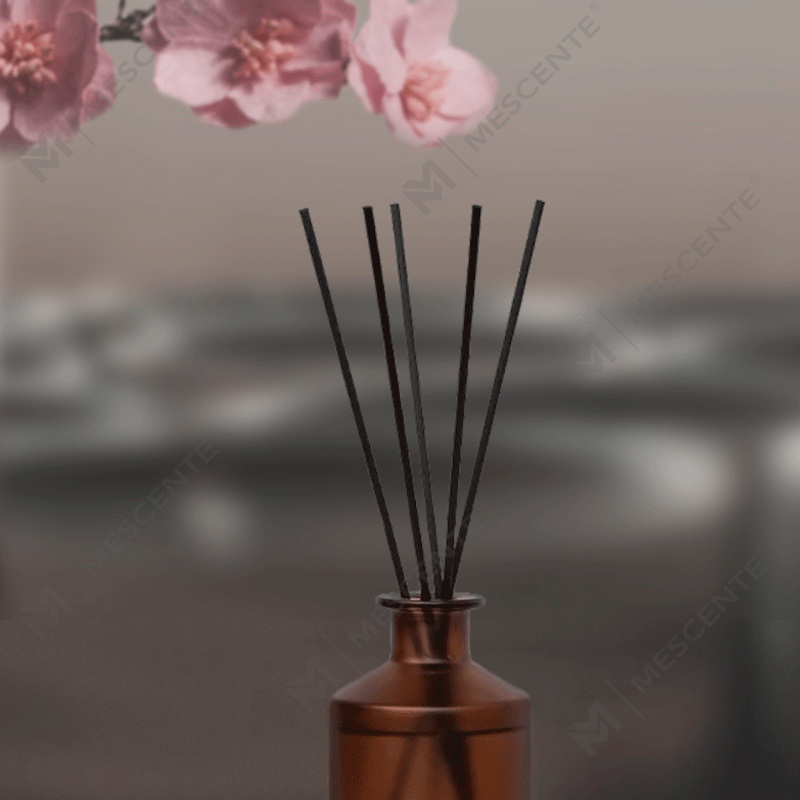 M&Scent Custom Luxury Frostat glasflaska Home Eterisk oljerörsspridare
