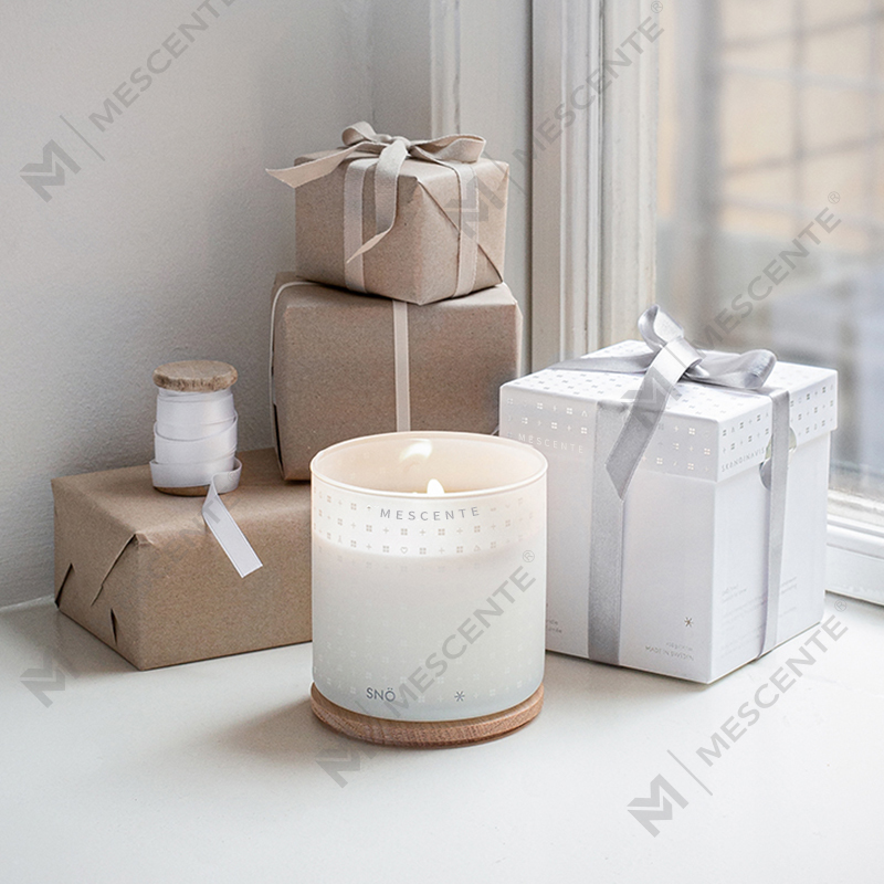 M&Scent Luxury Custom Handmade Juldekorativa doftsojavaxljus med presentförpackning