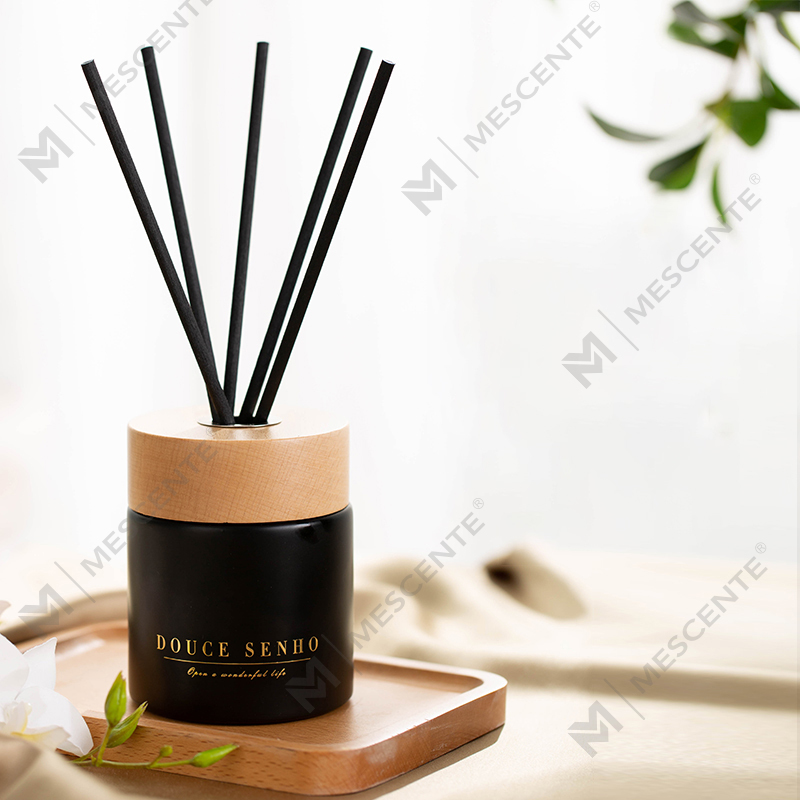 M&Scent Black Bottle Parfym Aroma Reed Diffuser Oil, Doft Thailand Reed Diffusers Presentset