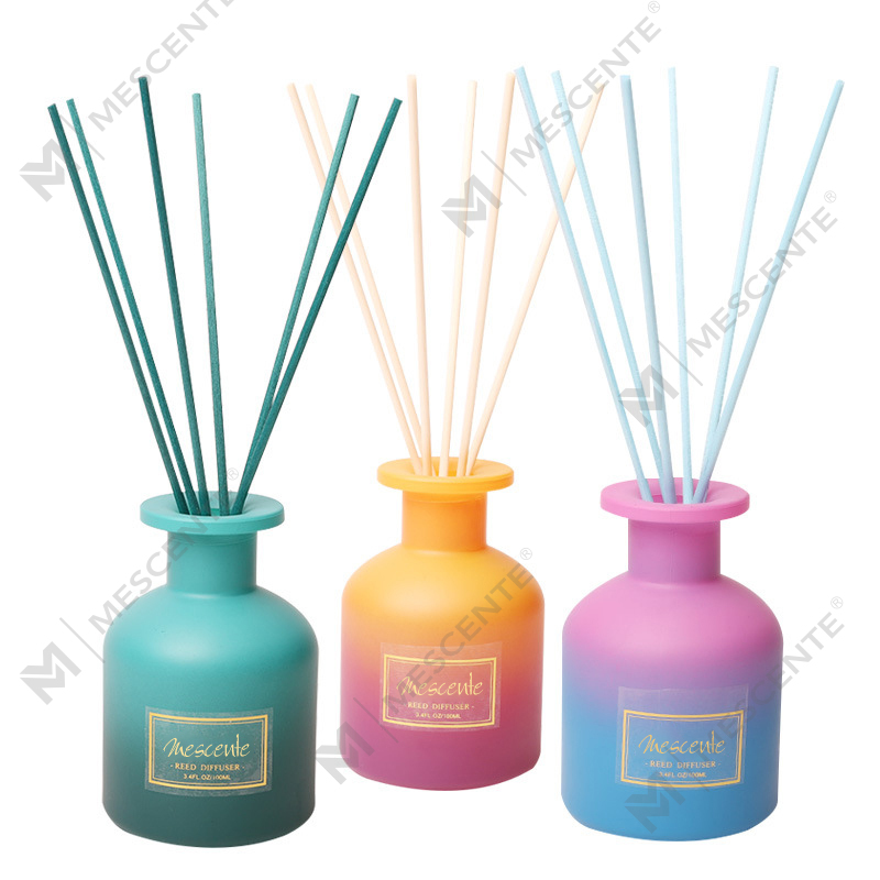 M&Scent private label rund flaska husdoft reed diffuser
