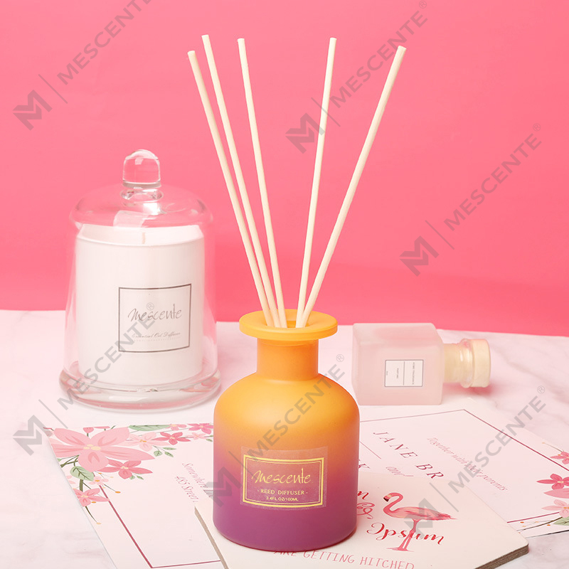 M&Scent private label rund flaska husdoft reed diffuser