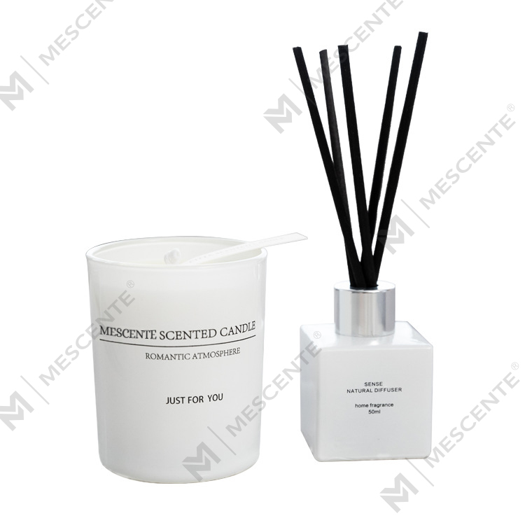 140 g Doftljus Doft Doft Red Diffuser Presentset A99199