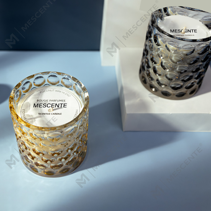 Skräddarsydda lyxiga klarfärgade glassojavax Private Label Citta-märkta doftljus med torkade blommor