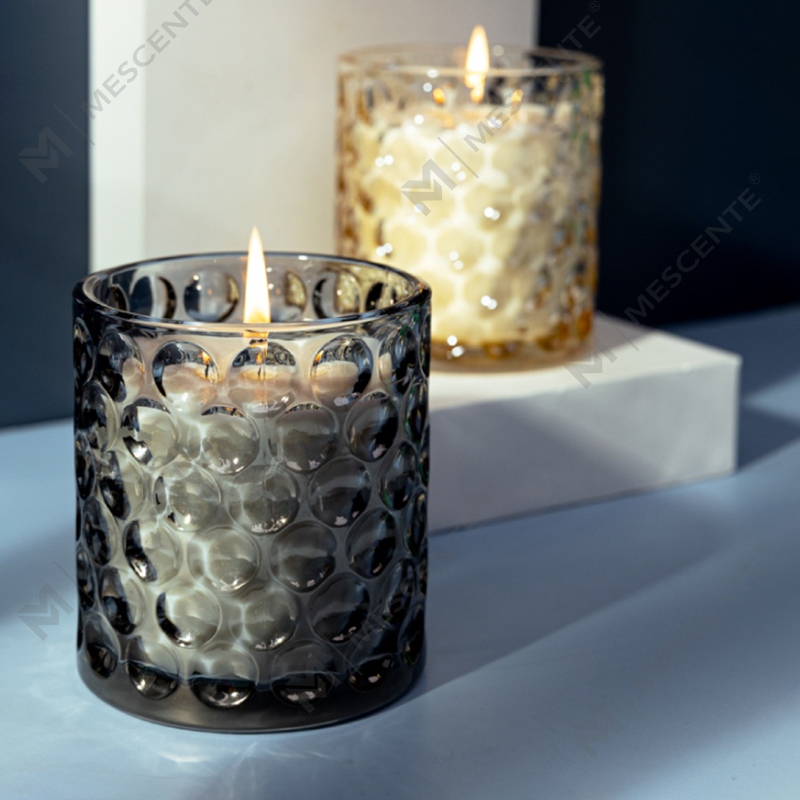 Skräddarsydda lyxiga klarfärgade glassojavax Private Label Citta-märkta doftljus med torkade blommor