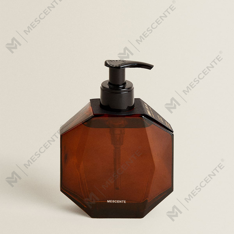 Private Label eterisk olja Rumsspray med låda M&scent Custom Luxury Room & Linne Luftfräschare Glasflaska, färglåda vätska