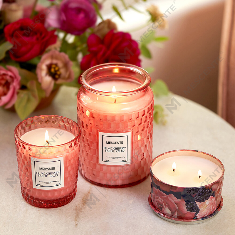 M&Scent anpassad juldekoration Blackberry Rose Oud Icon Candle